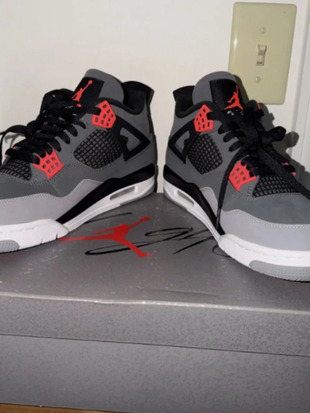 Nike Air Jordan 4 Retro Infrared Grey